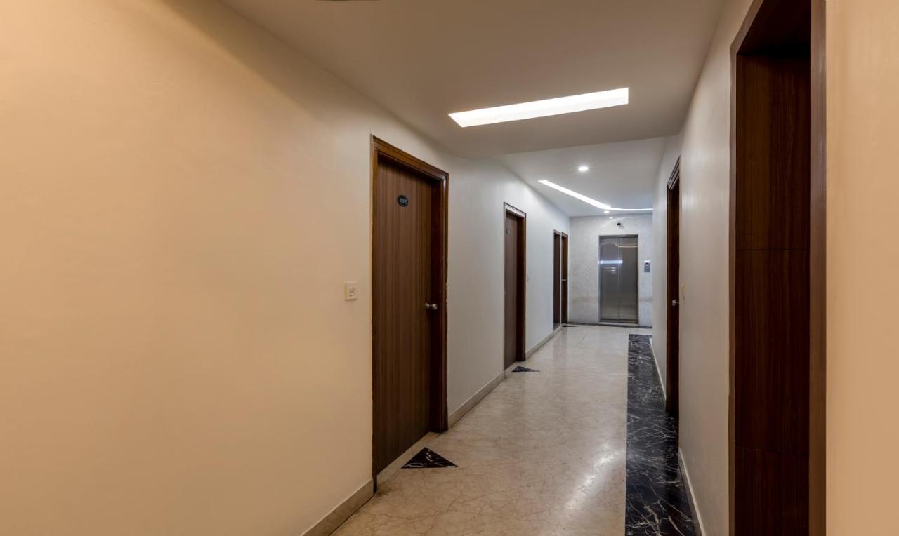 Itsy Hotels Hiland Suites Bangalore Exterior foto