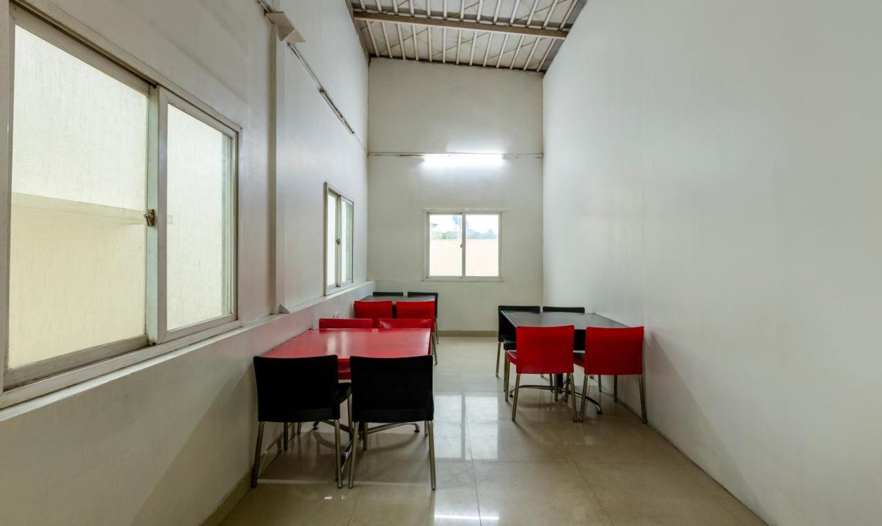 Itsy Hotels Hiland Suites Bangalore Exterior foto
